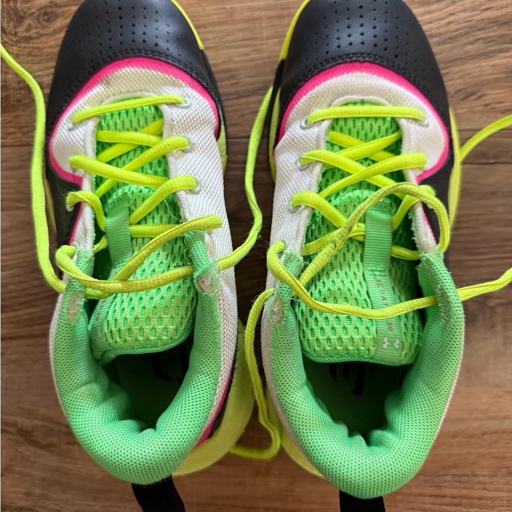 Kids Under Armor Basketball Shoes